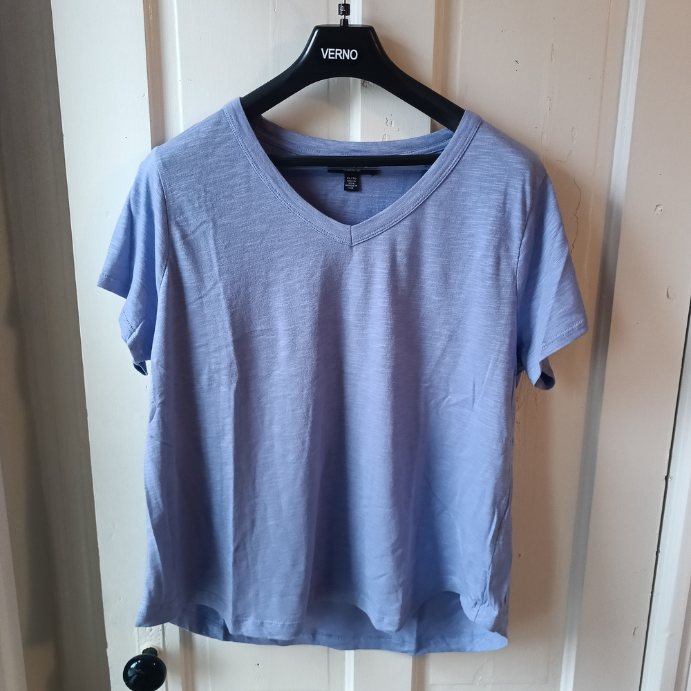 Grace Women's Light Blue V-Neck Short Sleeve Tee